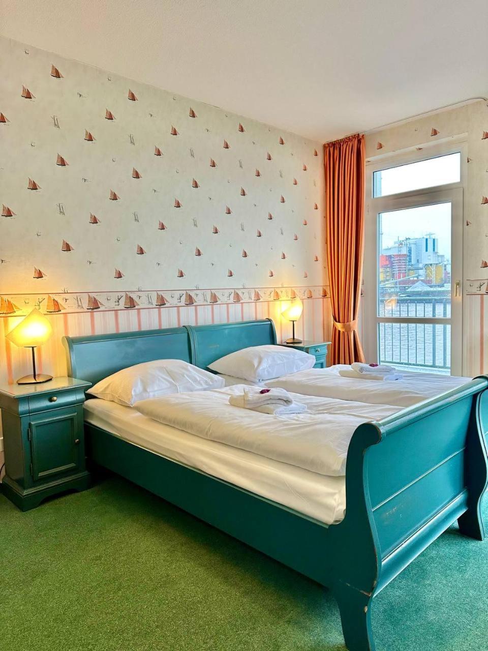 Gaestehaus Weserblick Am Weser-Sandstrand Berne Luaran gambar